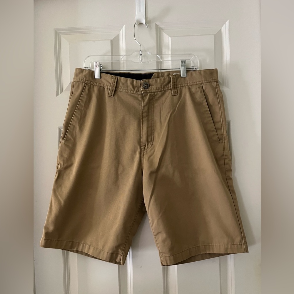 Mens Volcom True to This Khaki Chino Flat Front Shorts Size 34 11" Inseam
